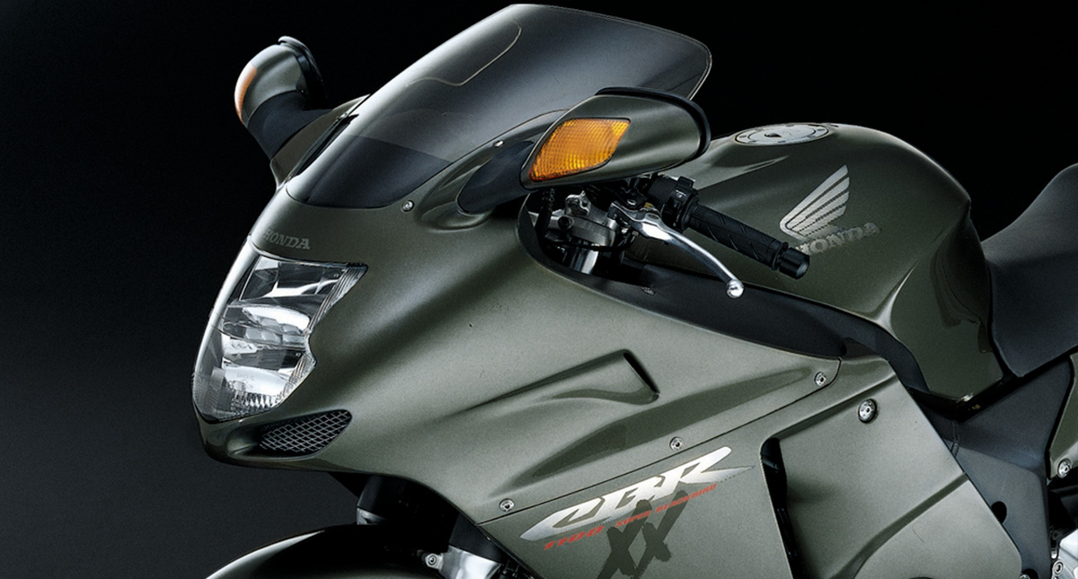 Honda CBR 1100XX Super Blackbird: a real “Top Gun” dos anos 1990